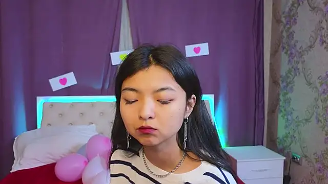 Shy Kira online show from February 10, 12:50 pm