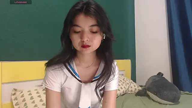 Snapshot of Shy_Kira chatting on June 18, 8:46 am Shy Kira online show from June 18, 8:46 am