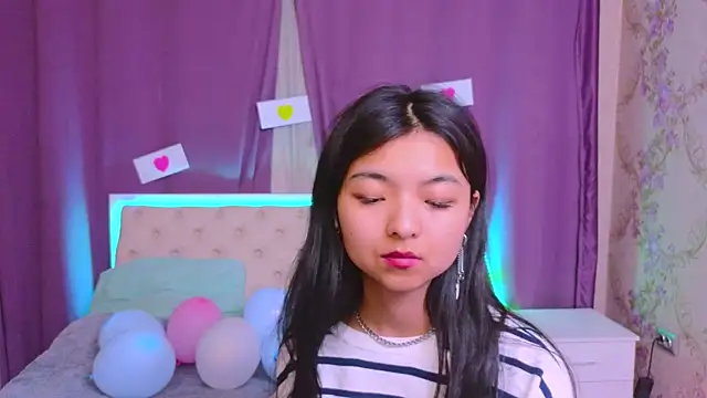 Shy Kira online show from February 11, 6:55 pm