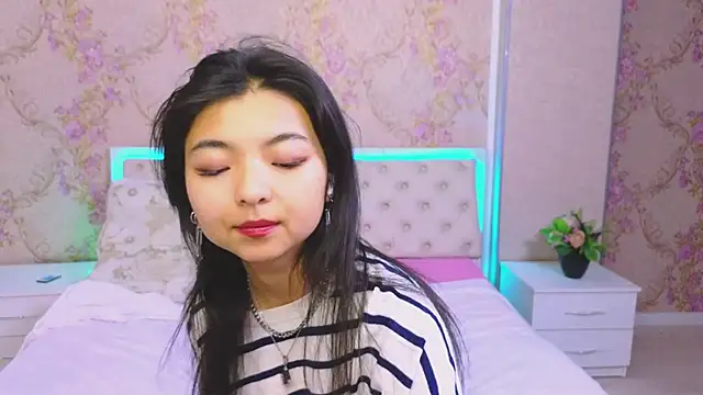 Shy Kira online show from January 20, 3:39 pm