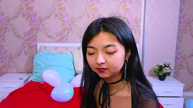 Shy Kira online show from February 2, 3:49 pm