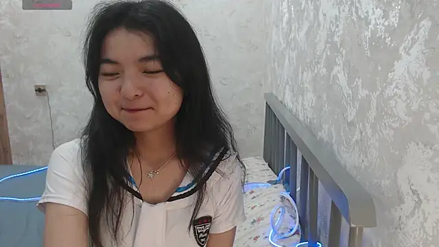 Snapshot of Shy_Kira chatting on July 1, 8:58 am Shy Kira online show from July 1, 8:58 am
