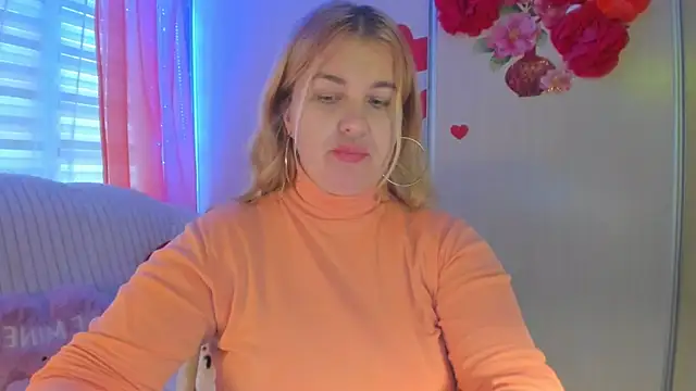 CoraSwon online show from March 18, 8:50 am