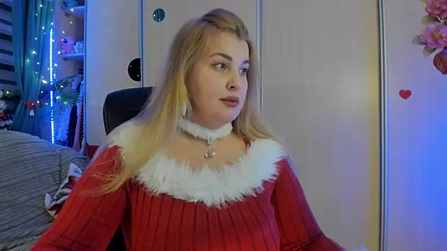 CoraSwon online show from January 14, 5:16 pm