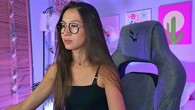 Snapshot of LanaBaker chatting on September 29, 3:02 am LanaBaker online show from September 29, 3:02 am