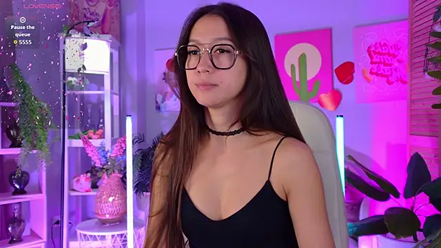 LanaBaker online show from April 13, 2:59 am