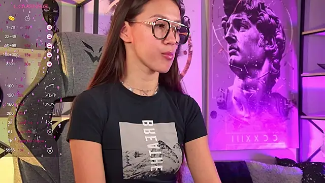 Snapshot of LanaBaker chatting on October 2, 2:59 am LanaBaker online show from October 2, 2:59 am