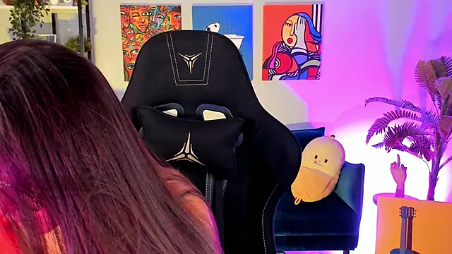 Snapshot of LanaBaker chatting on October 8, 2:57 am LanaBaker online show from October 8, 2:57 am