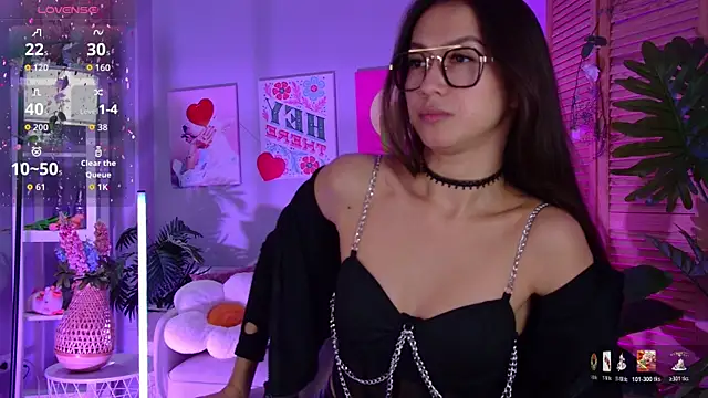 LanaBaker online show from April 19, 2:45 am