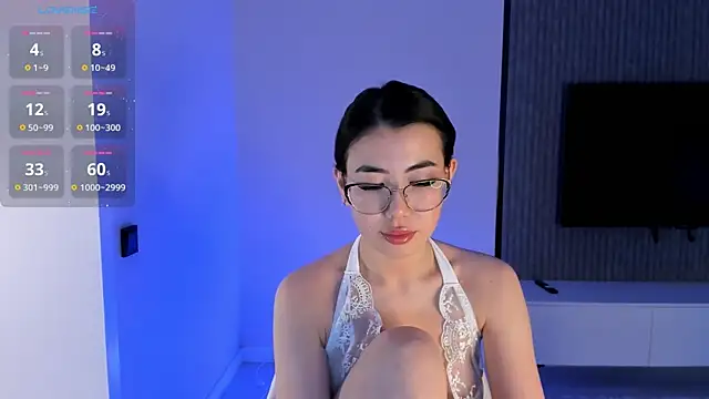 Snapshot of Naomi_52 chatting on December 10, 4:24 am Naomi 52 online show from December 10, 4:24 am