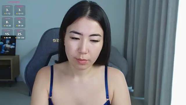 Naomi 52 online show from May 29, 1:11 am