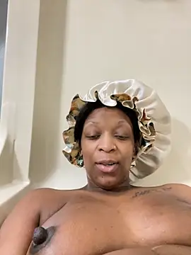 Snapshot of KLoveeee chatting on November 30, 8:09 pm KLoveeee online show from November 30, 8:09 pm