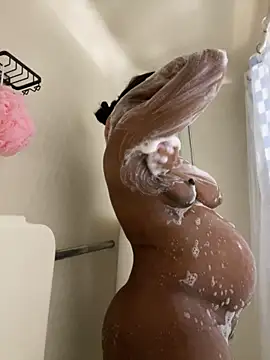 Snapshot of KLoveeee chatting on November 20, 1:50 am KLoveeee online show from November 20, 1:50 am