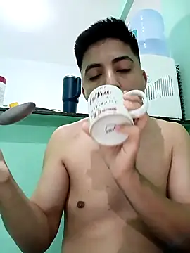 Fiel77 online show from December 18, 9:40 pm