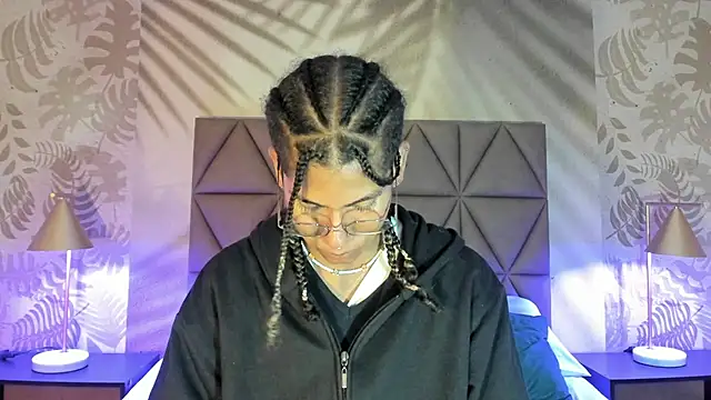 Maxim-Walker online show from November 13, 2:59 am