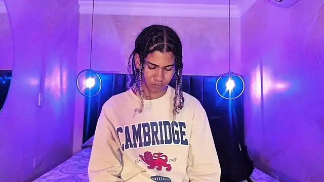 Maxim-Walker online show from November 26, 3:06 am