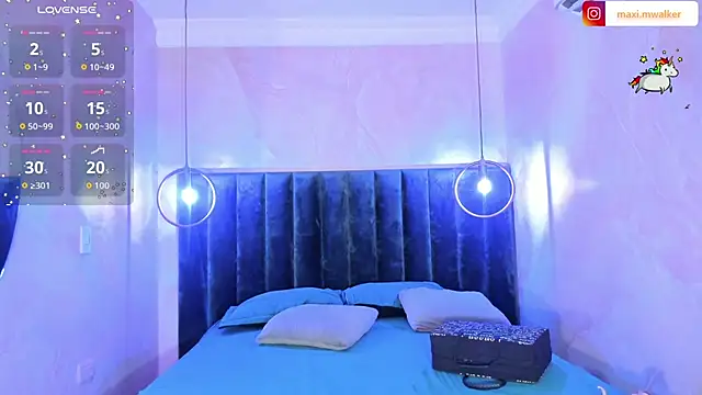 Maxim-Walker online show from October 23, 3:05 am