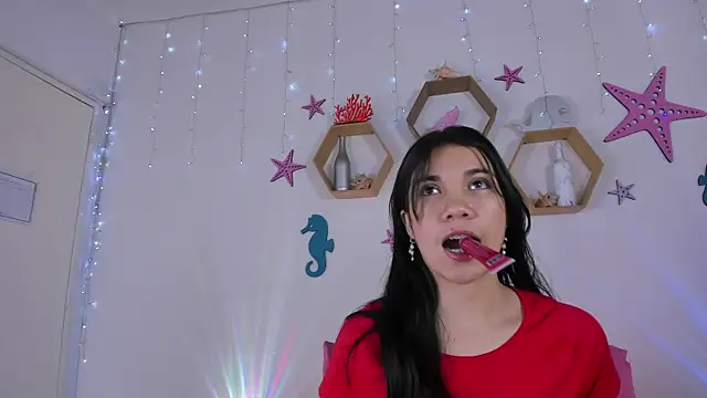 Emiily Parkerr online show from February 28, 3:04 am