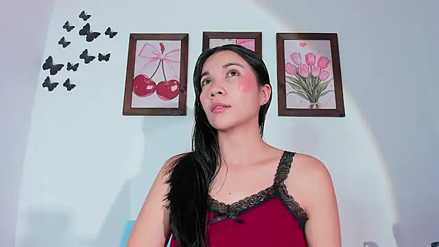 Snapshot of Emiily_Parkerr chatting on June 25, 9:20 pm Emiily Parkerr online show from June 25, 9:20 pm