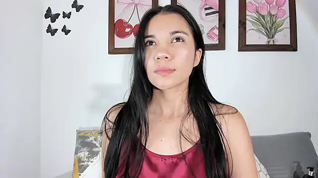 Emiily Parkerr online show from February 26, 1:05 am