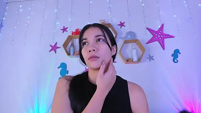 Emiily Parkerr online show from November 22, 3:05 am