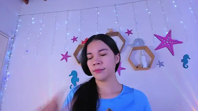 Emiily Parkerr online show from December 3, 3:07 am