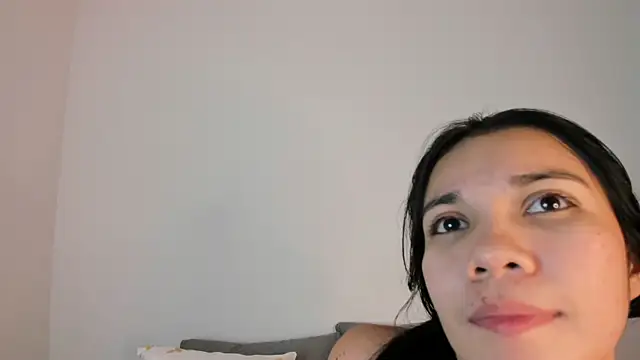 Emiily Parkerr online show from February 6, 3:19 pm