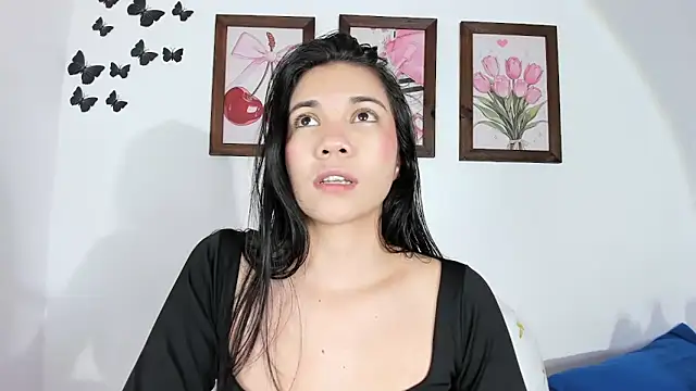 Emiily Parkerr online show from April 23, 11:06 pm