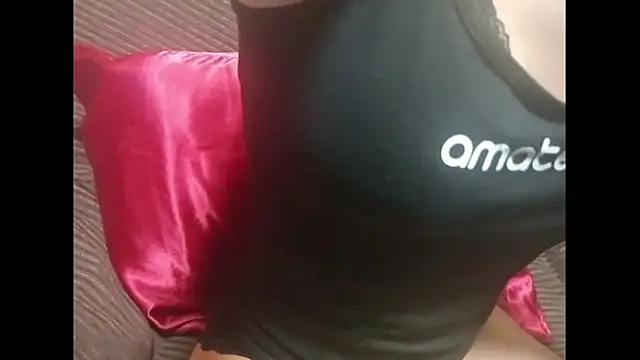 Snapshot of ForeversweetXX chatting on February 25, 11:04 pm ForeversweetXX online show from February 25, 11:04 pm