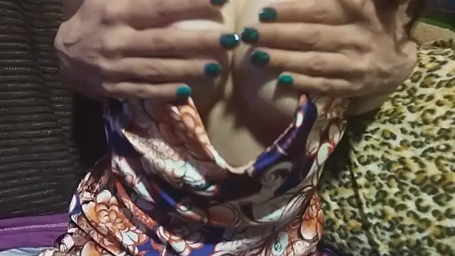 Snapshot of ForeversweetXX chatting on January 23, 10:11 pm ForeversweetXX online show from January 23, 10:11 pm