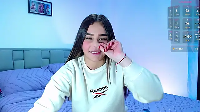 Snapshot of astrid-omega chatting on February 23, 12:30 am astrid-omega online show from February 23, 12:30 am