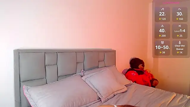 astrid-omega online show from November 15, 11:42 pm