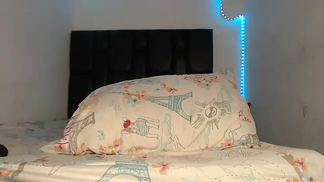 alizbunny online show from February 12, 10:15 pm