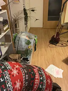 Snapshot of Off__Melonenmandy chatting on November 30, 5:14 pm Off Melonenmandy online show from November 30, 5:14 pm