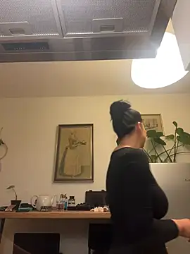 Snapshot of Off__Melonenmandy chatting on March 20, 6:09 pm Off Melonenmandy online show from March 20, 6:09 pm