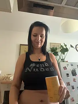 Snapshot of Off__Melonenmandy chatting on September 17, 10:39 am Off Melonenmandy online show from September 17, 10:39 am