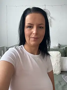 Snapshot of Off__Melonenmandy chatting on April 3, 10:54 am Off Melonenmandy online show from April 3, 10:54 am