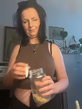 Snapshot of Off__Melonenmandy chatting on May 19, 6:15 pm Off Melonenmandy online show from May 19, 6:15 pm