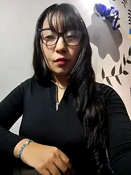 Snapshot of Anny_Angelic chatting on January 25, 12:48 am Anny Angelic online show from January 25, 12:48 am