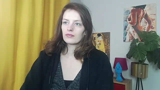 Snapshot of juicyNadine chatting on November 4, 5:44 am juicyNadine online show from November 4, 5:44 am