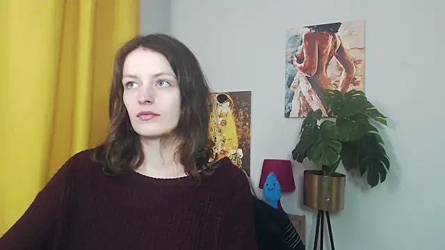 Snapshot of juicyNadine chatting on November 10, 5:56 am juicyNadine online show from November 10, 5:56 am