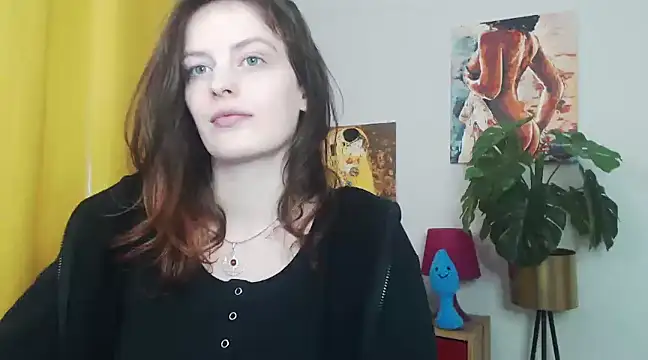 Snapshot of juicyNadine chatting on March 14, 9:24 am juicyNadine online show from March 14, 9:24 am