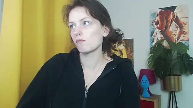 Snapshot of juicyNadine chatting on September 16, 4:35 am juicyNadine online show from September 16, 4:35 am