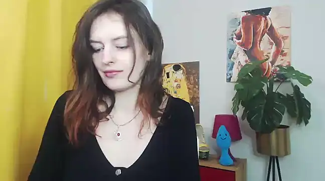 Snapshot of juicyNadine chatting on March 15, 7:20 am juicyNadine online show from March 15, 7:20 am