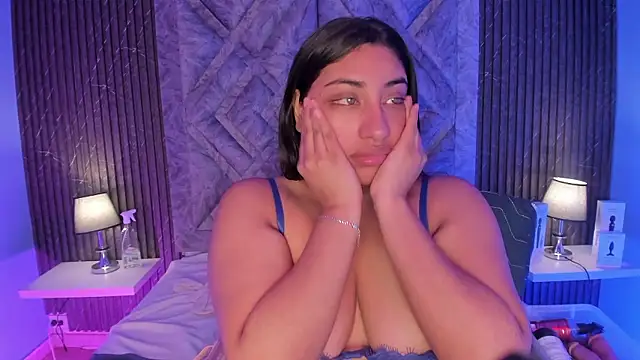 Snapshot of CANDYGABYY chatting on January 18, 4:05 am CANDYGABYY online show from January 18, 4:05 am