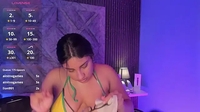 Snapshot of CANDYGABYY chatting on February 7, 4:09 am CANDYGABYY online show from February 7, 4:09 am