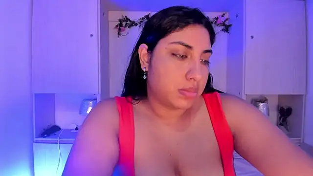 Snapshot of CANDYGABYY chatting on June 20, 8:14 pm CANDYGABYY online show from June 20, 8:14 pm