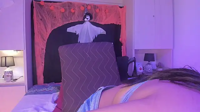 CANDYGABYY online show from November 2, 4:17 am