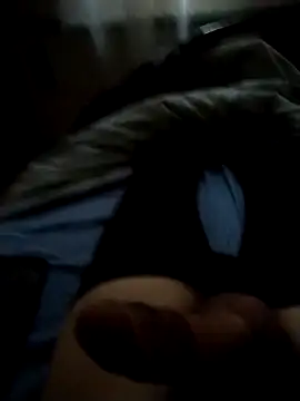 Snapshot of CazzoDURO883 chatting on November 19, 2:39 pm CazzoDURO883 online show from November 19, 2:39 pm