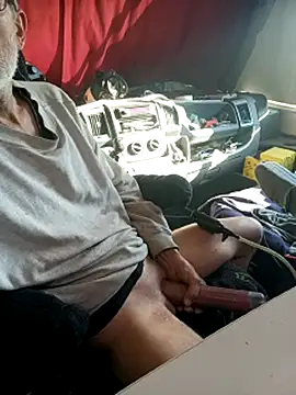 Snapshot of richa22cm chatting on October 30, 8:34 am richa22cm online show from October 30, 8:34 am